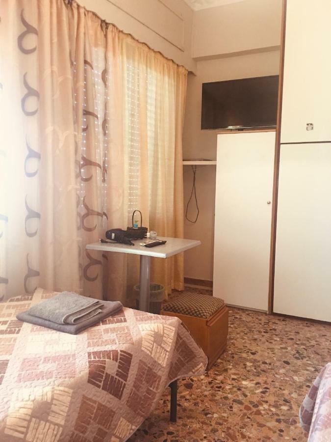 Апартаменты Anita'S Hosting Каламата Экстерьер фото